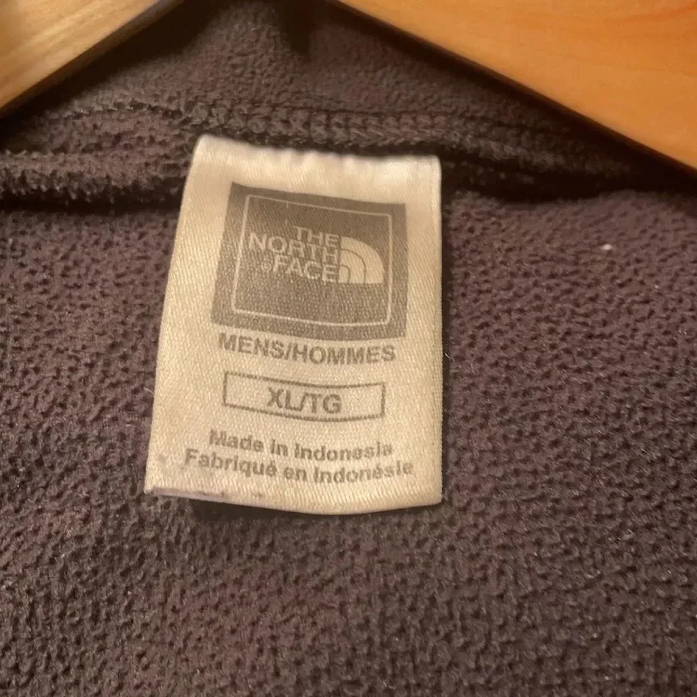 The North Face half zip men’s polar fleece